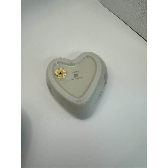 Vintage Takahashi Porcelain Heart‎ Shaped Trinket Jewelry Box Japan Floral SFO - Picture 6 of 9